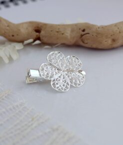 Pince à cheveux fleur mariée filigrane argentée ronde Laoobijoux