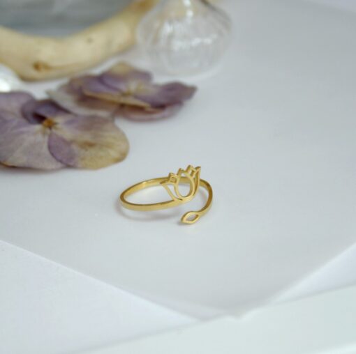 Bague ouverte réglable petit lotus acier inoxydable doré Laoobijoux e