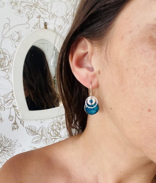 Boucles d'oreille médaillon anneau laoobijoux